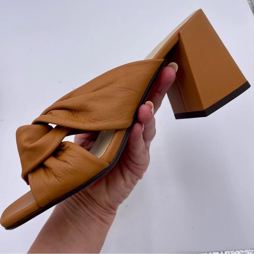 NEW Everlane Desert Tan Leather Day Twist Heel in Size 6.5 - Picture 8 of 14